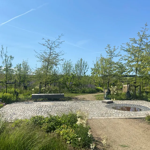 Karlslunde kirkegård